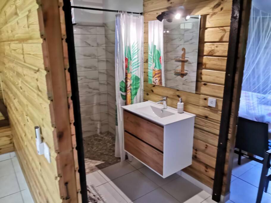 Blue Marlin Bungalow Neuf 4 Personnes Bouillante Ngoại thất bức ảnh